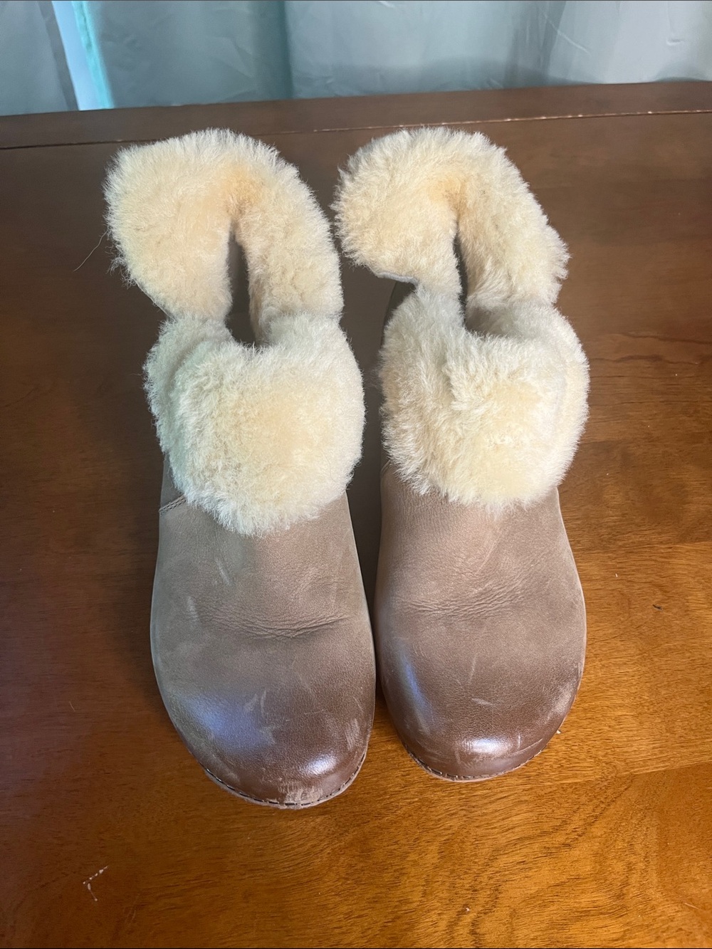 Dansko Women’s Cozy Shearling-Trim Slip-On Boots in Tan 39 8.5 9